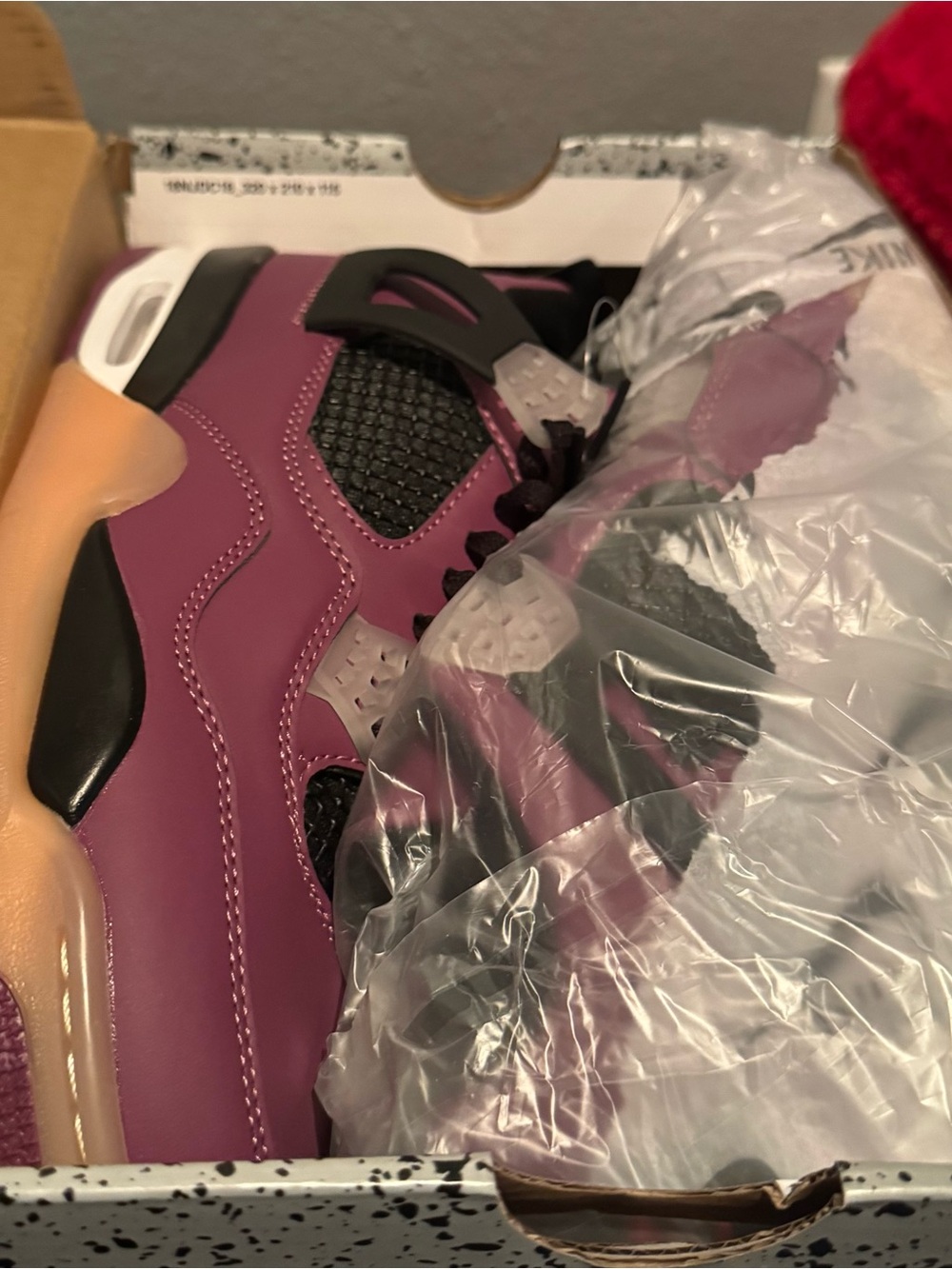Air retro 4 Sneakers - Picture 2 of 3